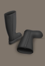 Comple-Mentary Rainboots : page 947